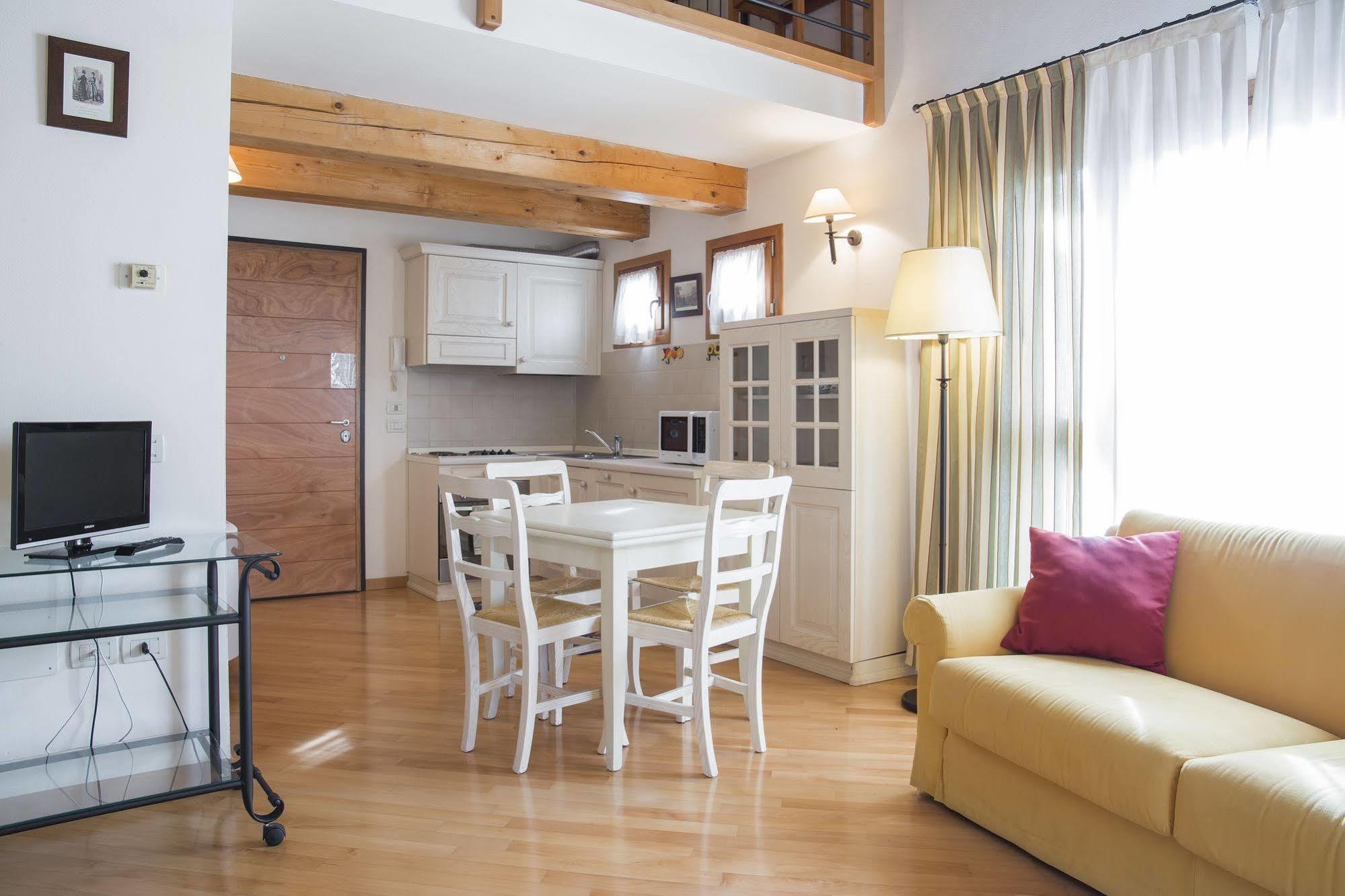 Apartment Ca Dei Dogi I มาร์เตลลาโก ภายนอก รูปภาพ